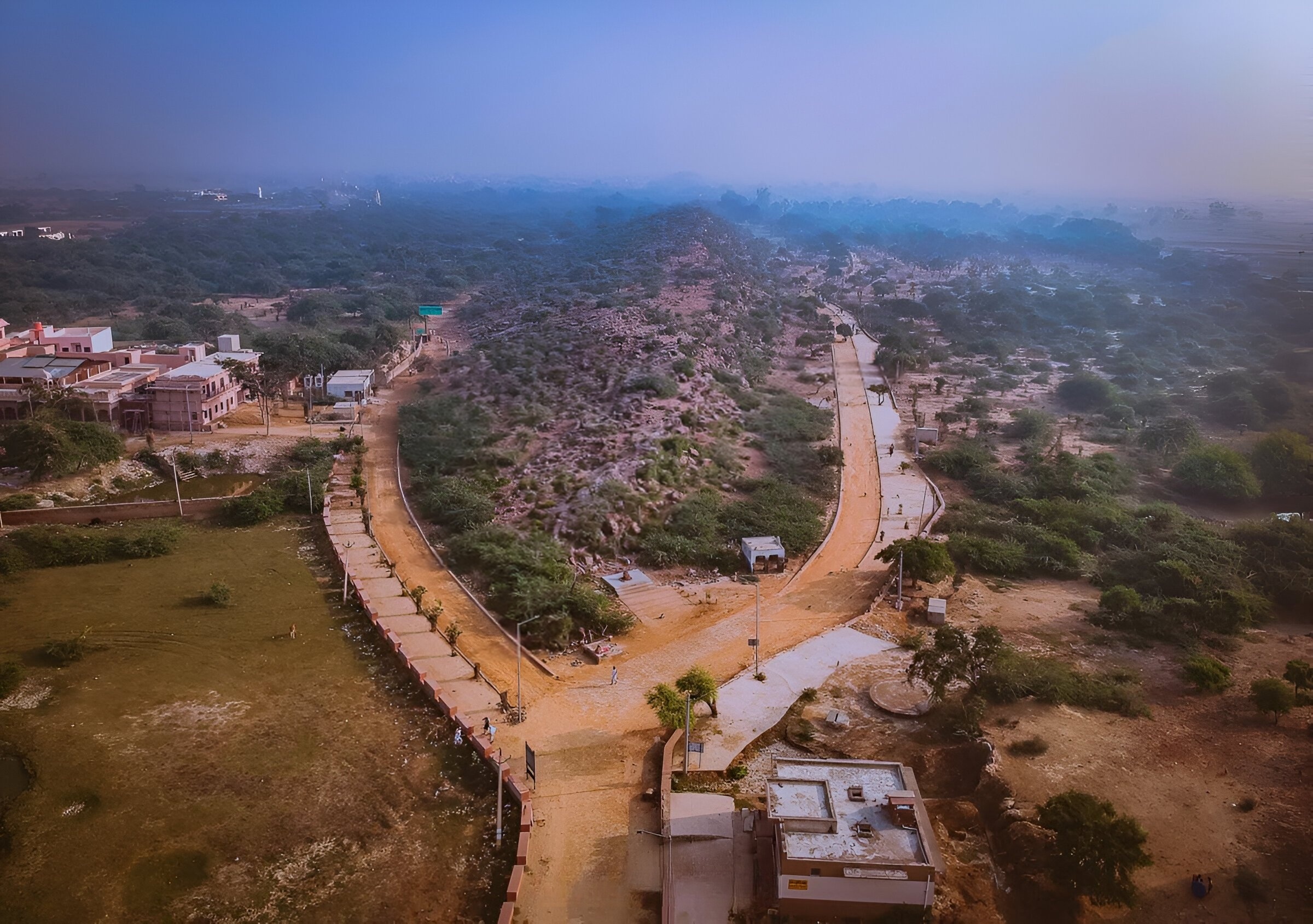 Goverdhan Parikrama — photo 1